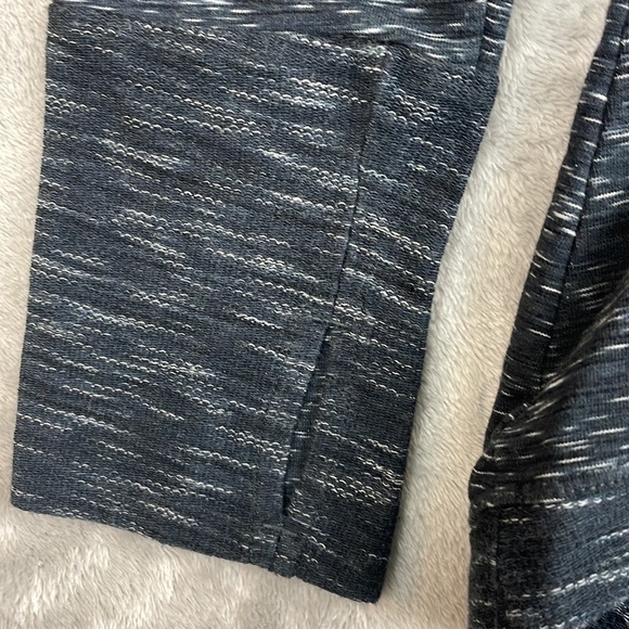 Raw Threads Disney Active Wear Running Mickey Minnie Long Sleeve Women's XL - Picture 4 of 10